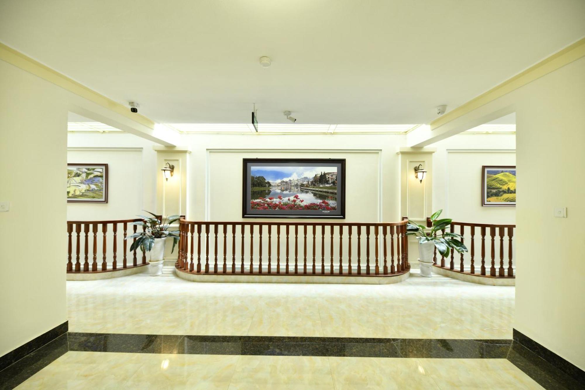 Sapa Symphony Hotel Luaran gambar